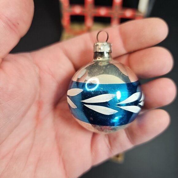 East Germany Christmas Ornament Baubles Indents And Rounds Rare With Box 11pcs - Picture 16 of 16